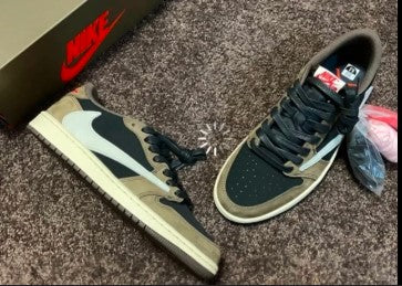 Air Jordan 1 x Travis Scott – Low Budget Batch